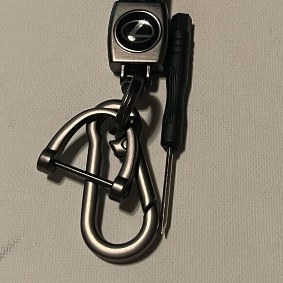 Lexus Logo Key Fob Keychain in Black and Silver Leather NWT - Picture 2 of 4